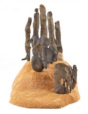 hands_2