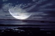 moon-with-clouds-over-beach
